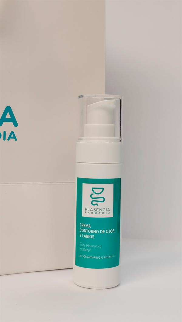 Crema contorno de ojos y labios.