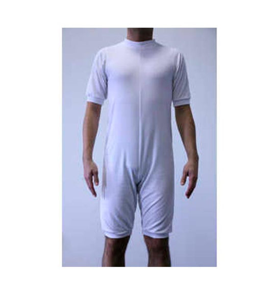 Pijama corto con cremallera espalda.